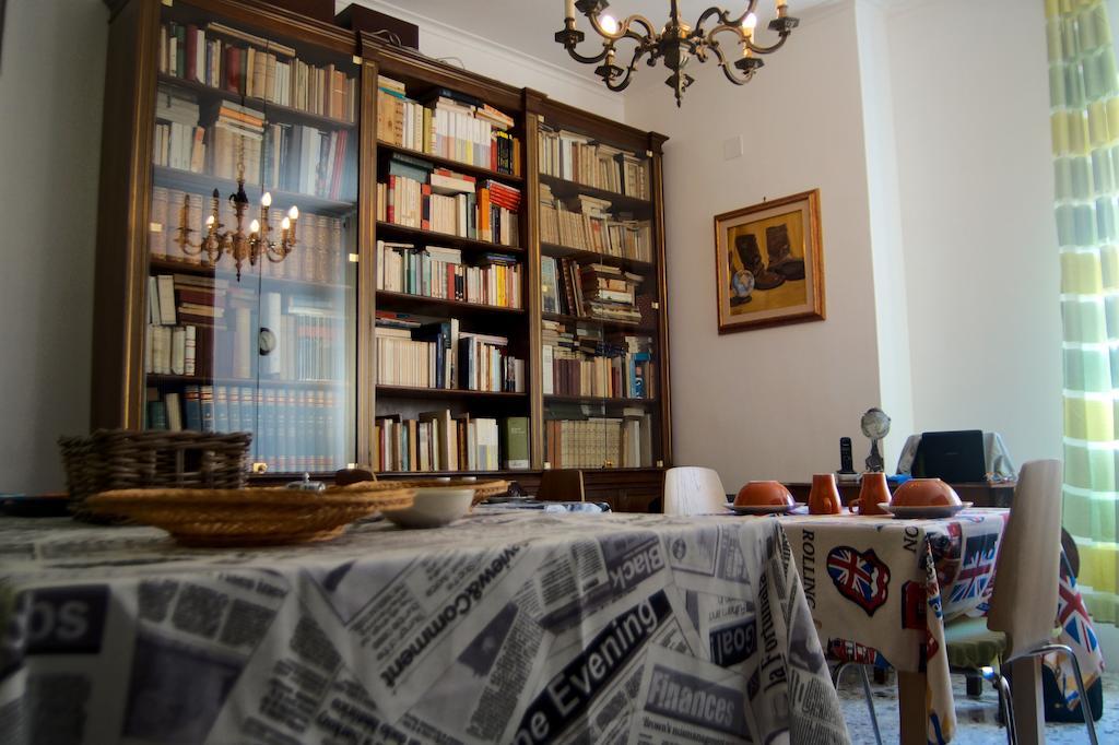 B&B Bibliotechina Napoli Dış mekan fotoğraf